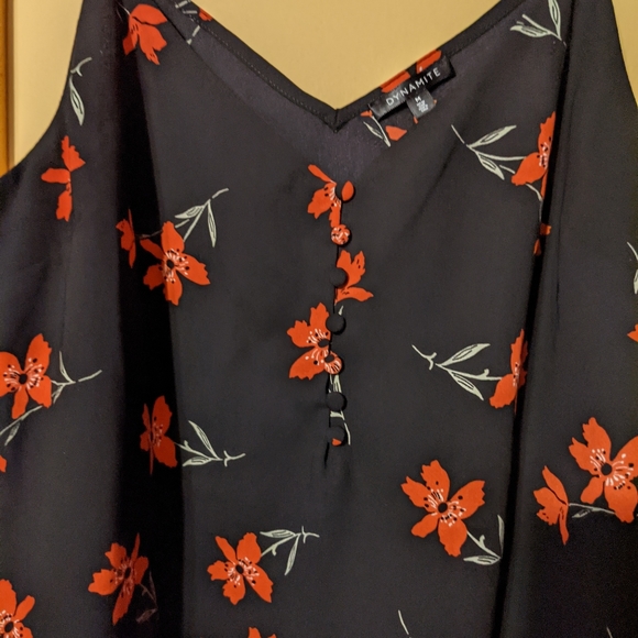 Dynamite silky tank - Picture 2 of 3